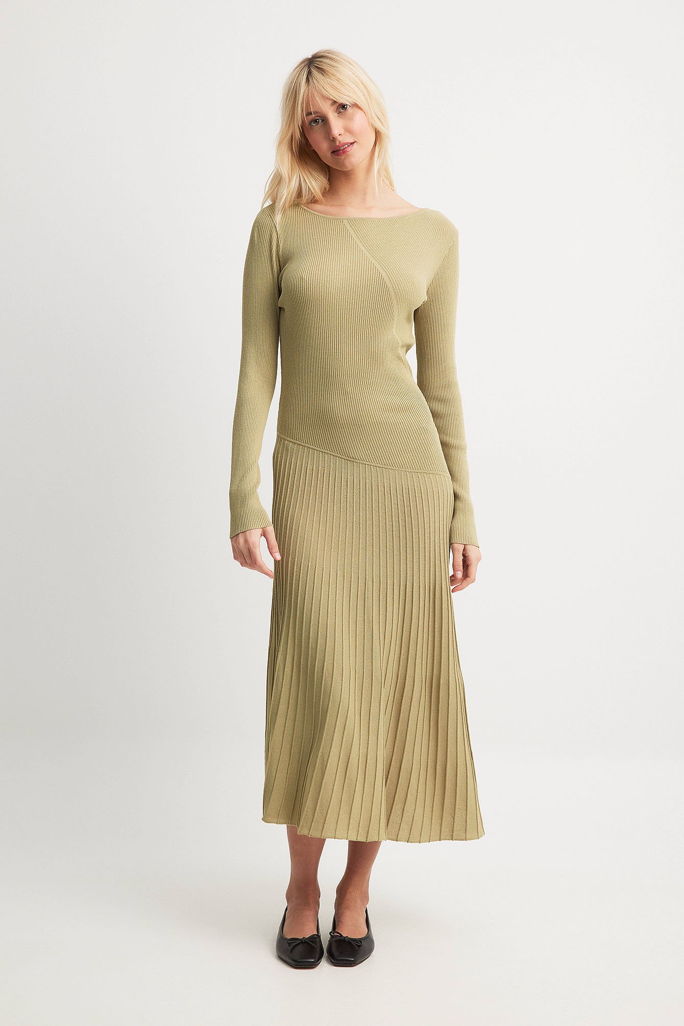 Fine Knitted Midi Dress